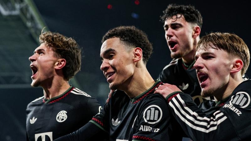 纯在被虐！T1三局血虐暴力横扫BLG！从教练到选手全都是差距！